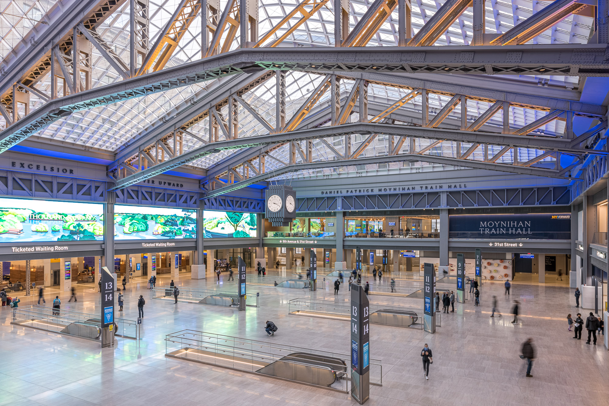 SOM completes Daniel Patrick Moynihan Train Hall in New York