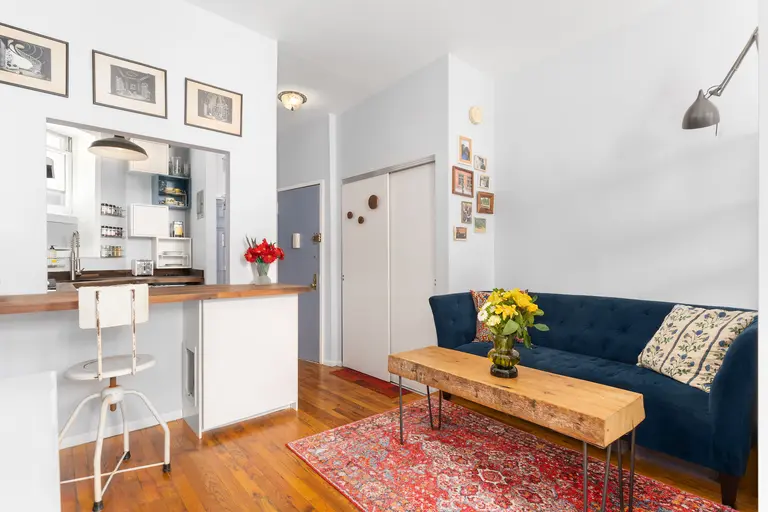 Asking just $320K, this Yorkville studio is petite but chic