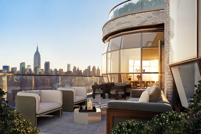 Take a look inside the penthouses at the High Line-straddling Lantern ...