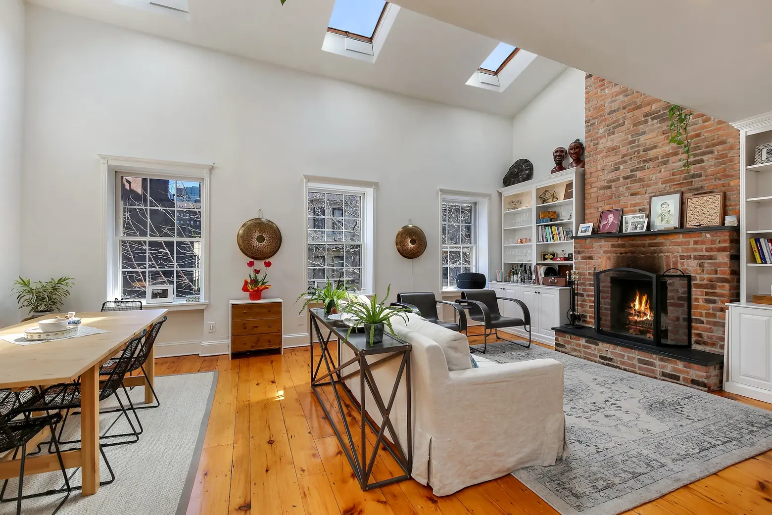 $2.3M duplex in a Brooklyn Heights brownstone has two outdoor spaces and three fireplaces