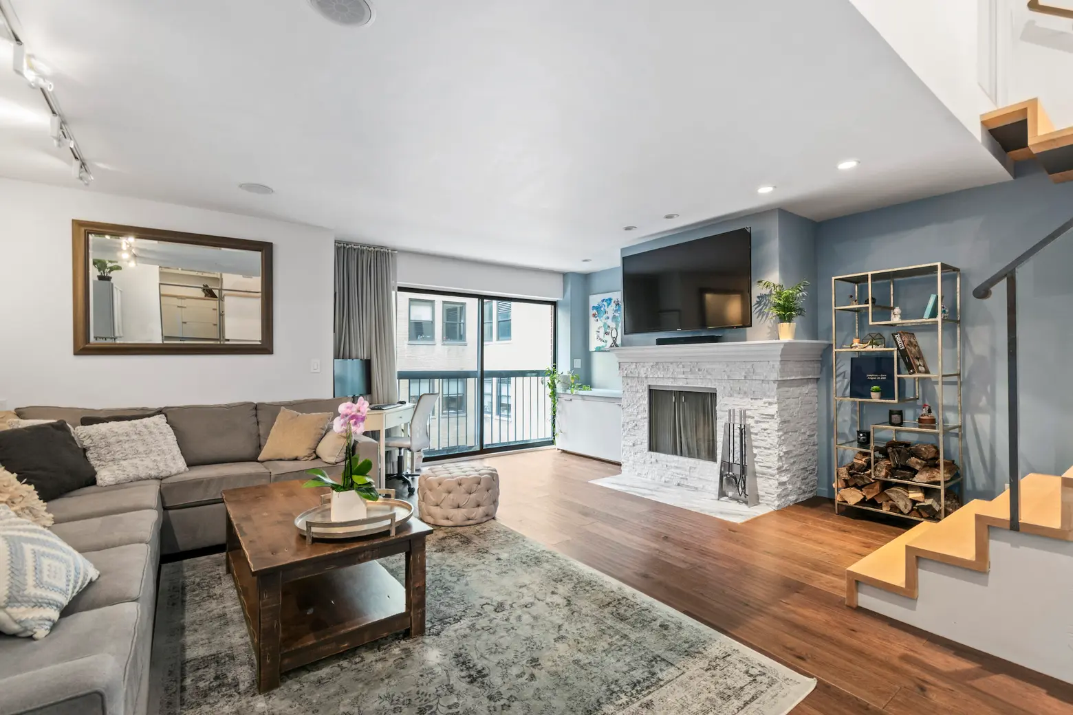 For $695K, this Murray Hill co-op has a split-level layout and nearly ...