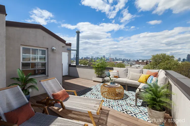$759K Greenpoint one-bedroom has a rooftop retreat with skyline views