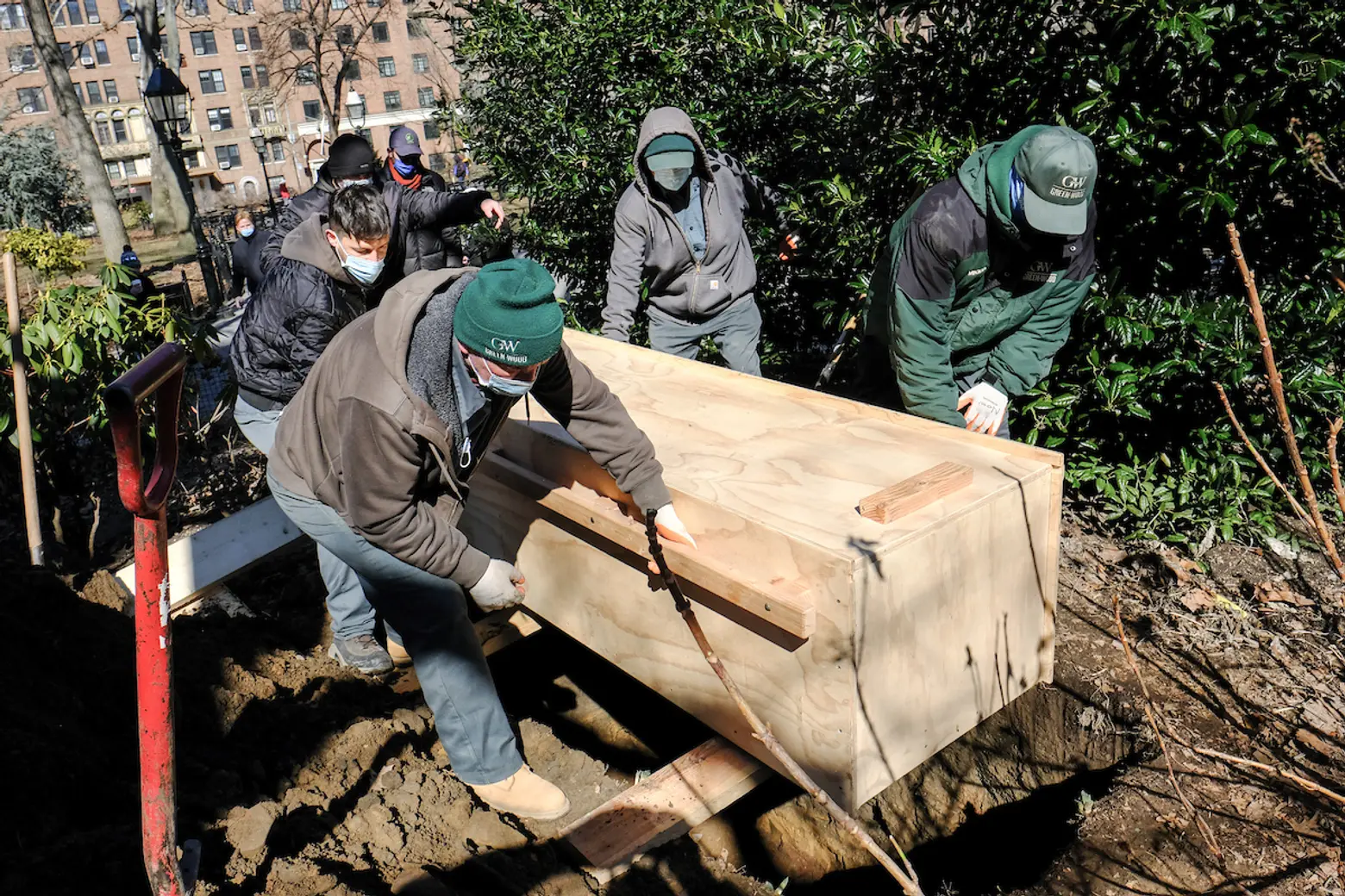 NYC reburies remains of early New Yorkers in Washington Square Park