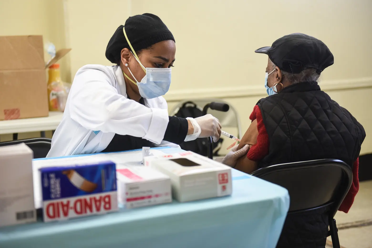 New York pharmacies can now vaccinate those with underlying conditions