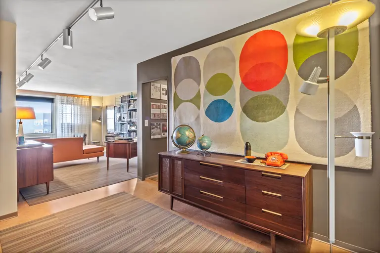 This two-bedroom in the Bronx is a Mid-Century time-capsule for $450K