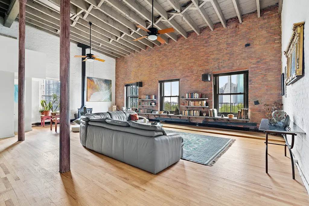 $3M Brooklyn Heights loft has a roof deck overlooking the Brooklyn ...