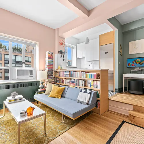 This retro Chelsea studio with an office nook is asking $550K | 6sqft