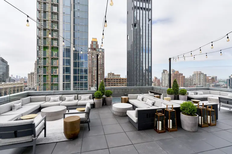 25 best rooftop bars in New York City