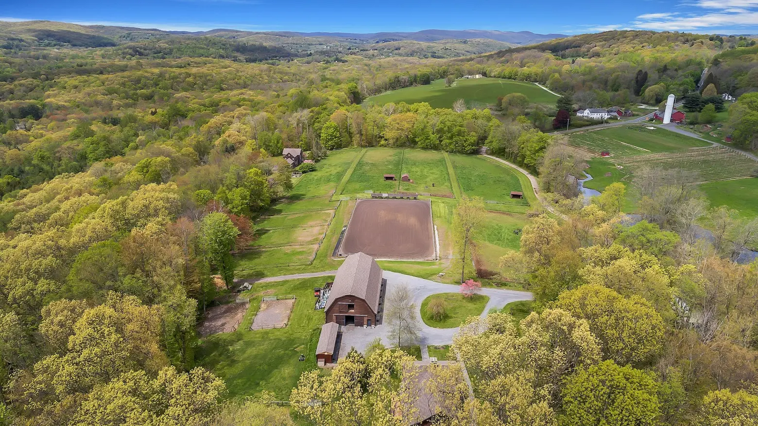 For the price of a Manhattan apartment, get a 10-acre horse ranch and cabin in Connecticut for $1.25M