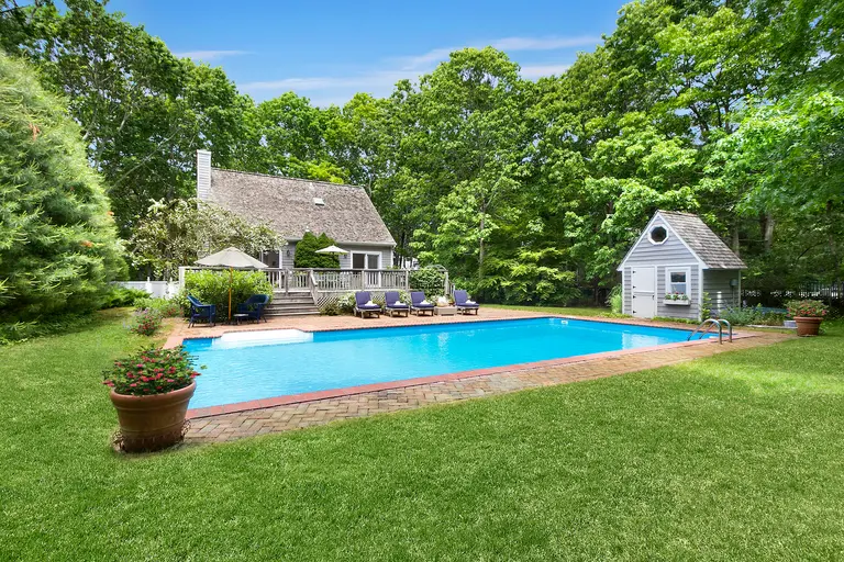 $1.8M Hamptons home is relaxation-ready with crisp interiors and a serene backyard