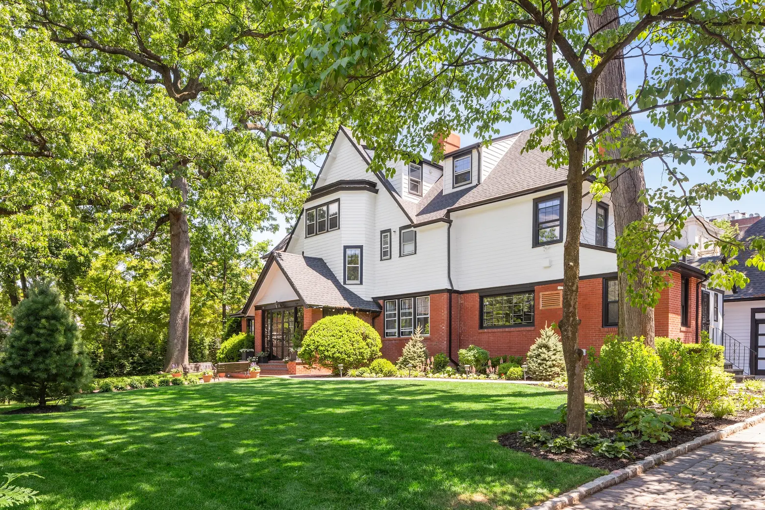 In the Fiske Terrace Historic District, this Colonial Revival house is impeccably modernized for $5M
