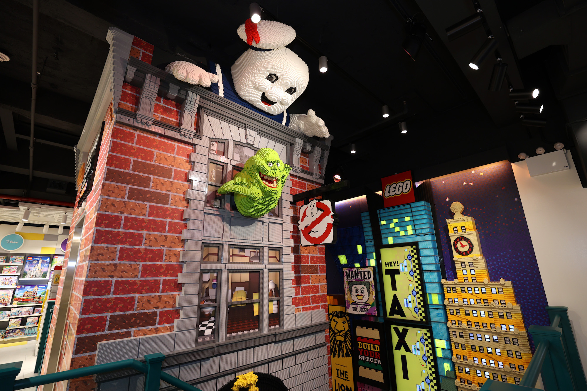 Huge new LEGO flagship opens at Rockefeller Center 6sqft