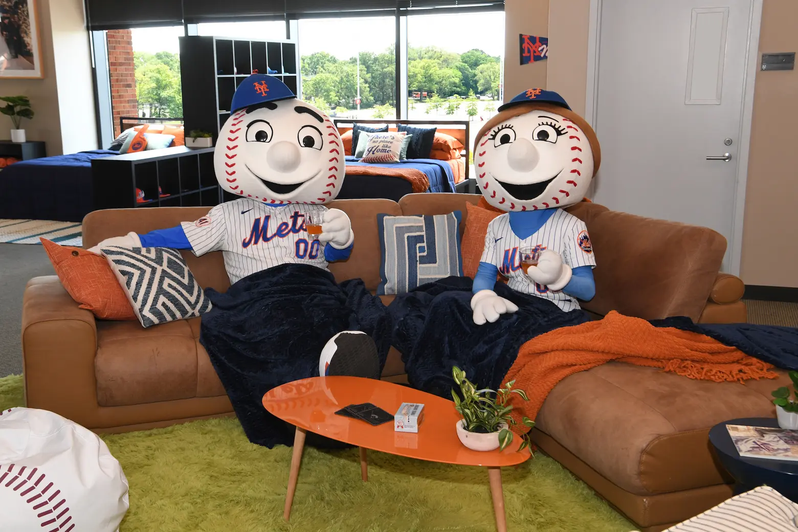 The Mets and Airbnb team up to offer baseball fans an overnight stay at Citi Field