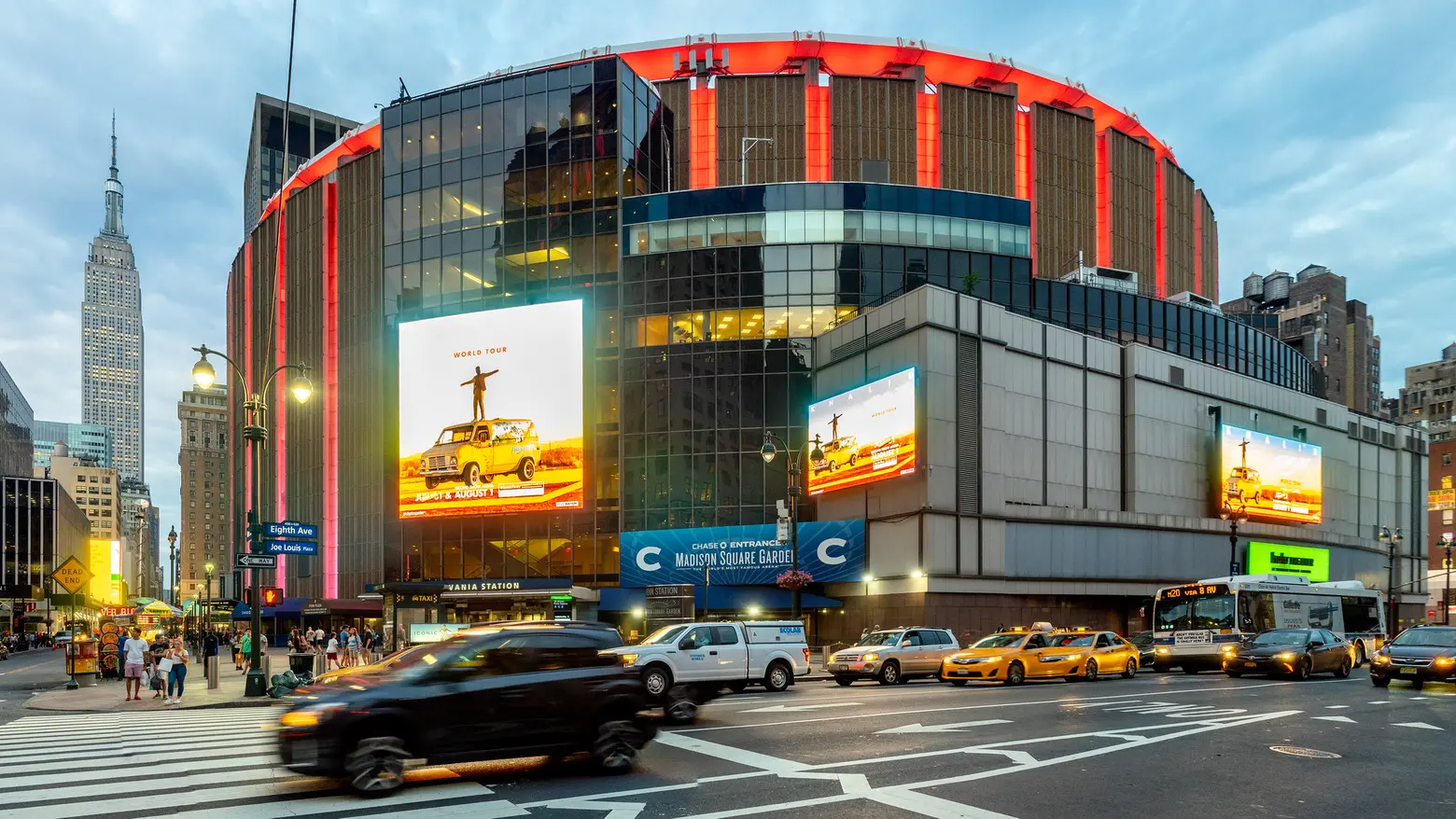 My Eulogy To The Massive Screen Outside Of Madison Square Garden That Has  Inspired Us All
