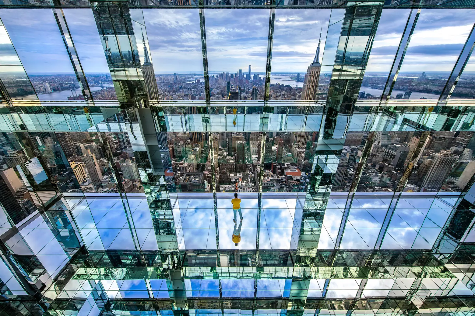 Summit One Vanderbilt reveals 1,000-foot-high mirrored art experience