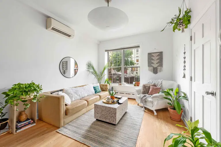 For $875K, this Greenpoint duplex has its own sauna and a hidden backyard