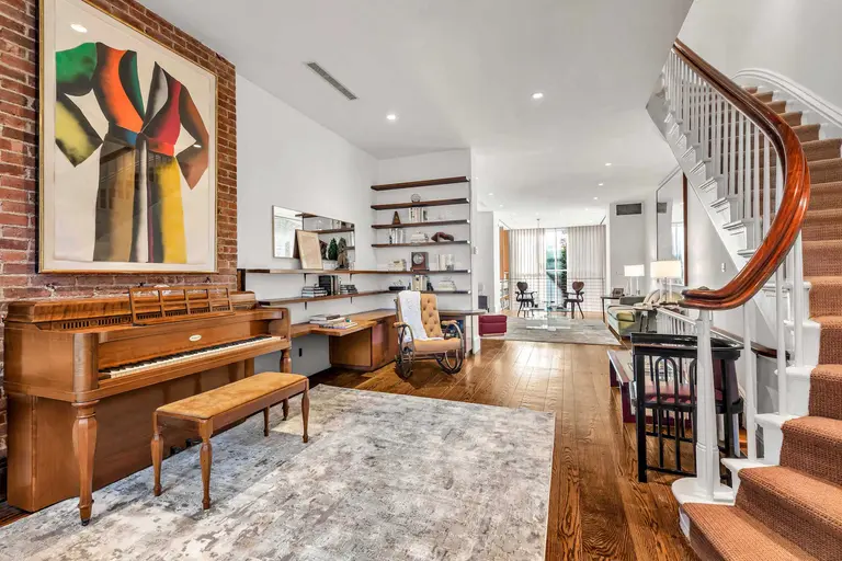 This bright, cozy $6.5M Upper East Side townhouse was home to Broadway royalty