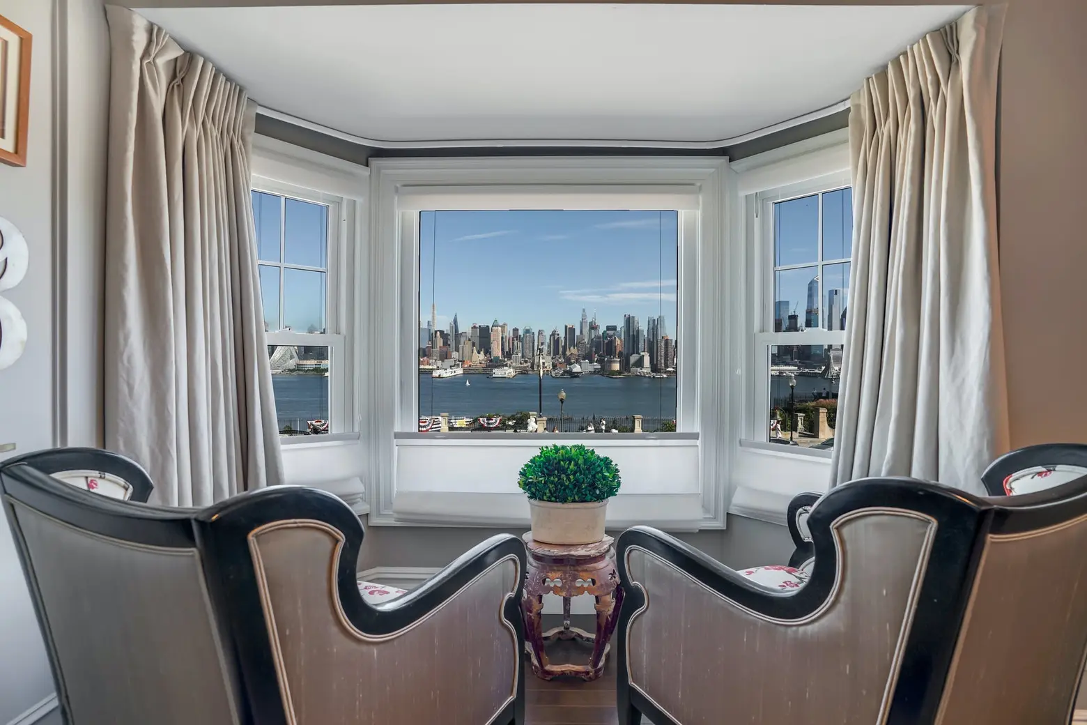 This $3.5M Weehawken home has front-row seats to the NYC skyline