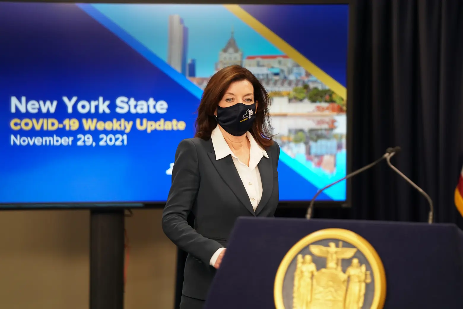 All New York businesses will mandate masks indoors unless there’s a vaccine requirement