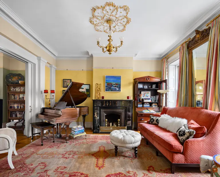 This $6M Brooklyn Heights house has historic interiors and a ‘secret’ subway tunnel next door