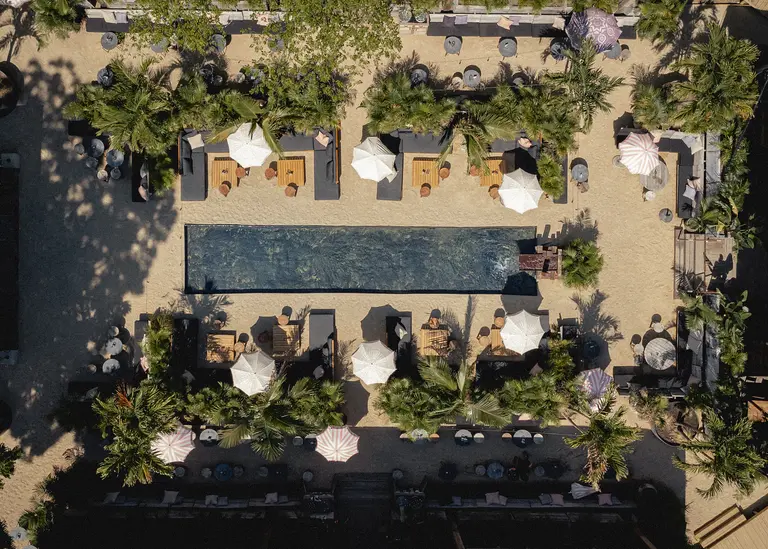 This new tropical ‘beach club’ brings Tulum to NYC’s Governors Island