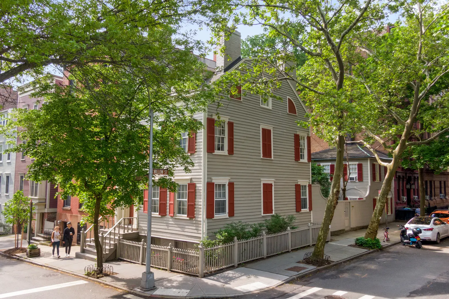 Brooklyn Heights’ oldest home is back on the market with refreshed interiors for $4.25M