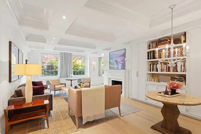 This $2.5M classic six is the definition of understated Upper East Side elegance
