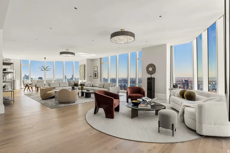 Enjoy panoramic Manhattan views from the bath in this $20M Flatiron duplex