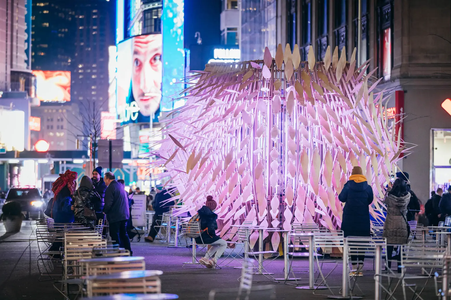 ‘Living’ lantern installation offers a moment of zen in Midtown