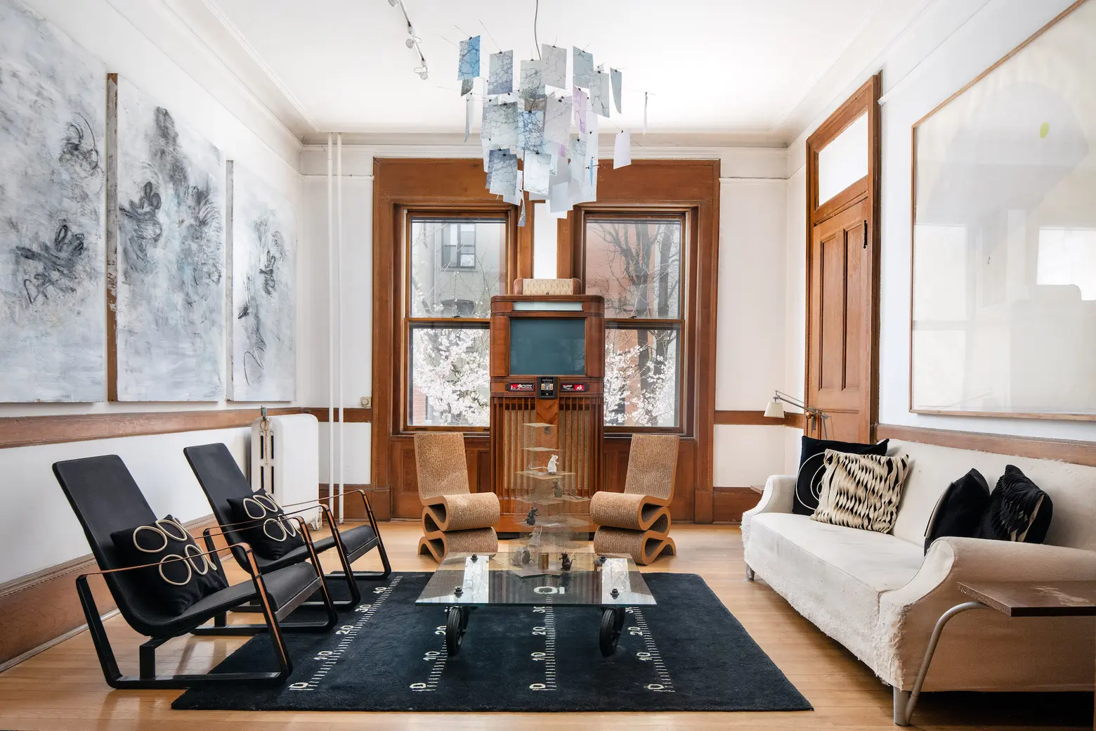 This colorful $3.25M Harlem townhouse was the home of DC Comics head Jenette Kahn