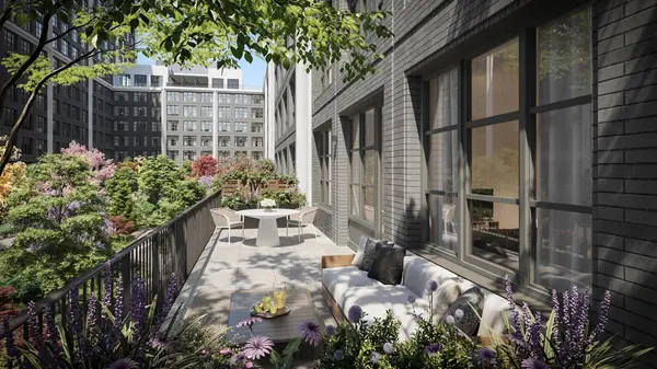 Front & York: Upscale DUMBO living with timeless views