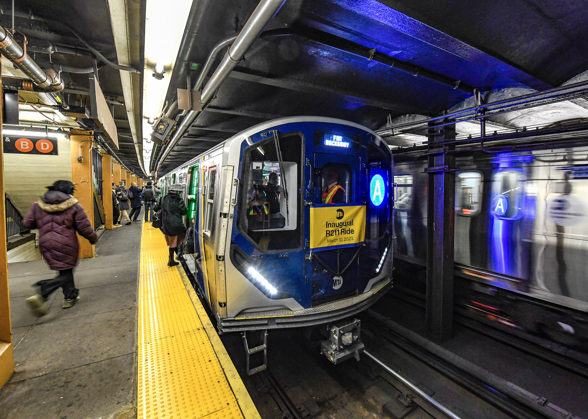 New R211 subway cars taken out of service due to faulty gears 6sqft