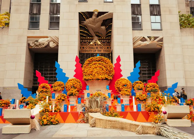 Beautiful ‘ofrenda’ on display at Rockefeller Center for Day of the Dead celebration