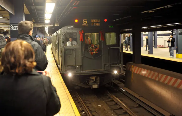 Vintage NYC subway rides are back every Saturday during the holidays