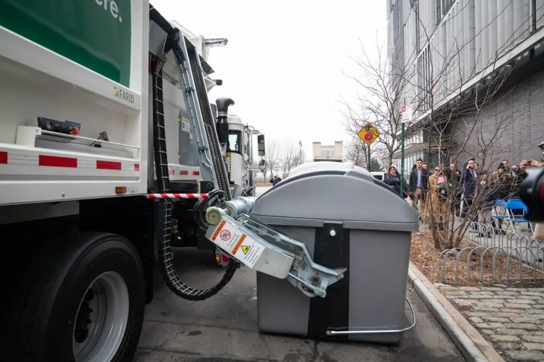 NYC reveals automated, side-loading garbage truck