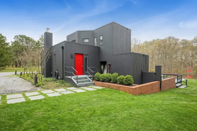 For $55K, spend a post-modernist summer in a designer’s Long Island home and studio