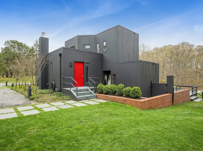 For $55K, spend a post-modernist summer in a designer's Long Island home and studio