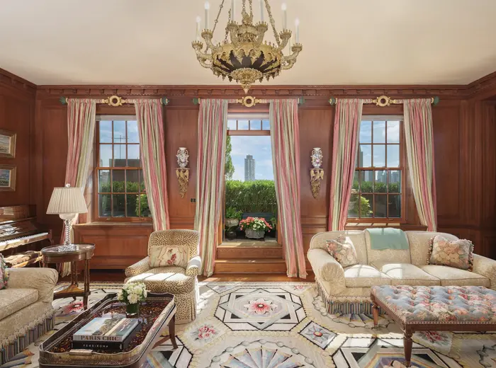 This $19M sky palace high above Park Avenue has a manor house-worthy terrace garden