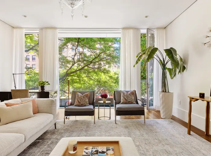 For $5.4M, this Park Avenue duplex has modern architectural appeal and two terraces