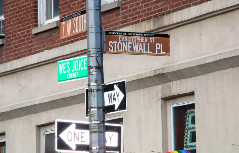 NYC will sell commemorative street signs every month