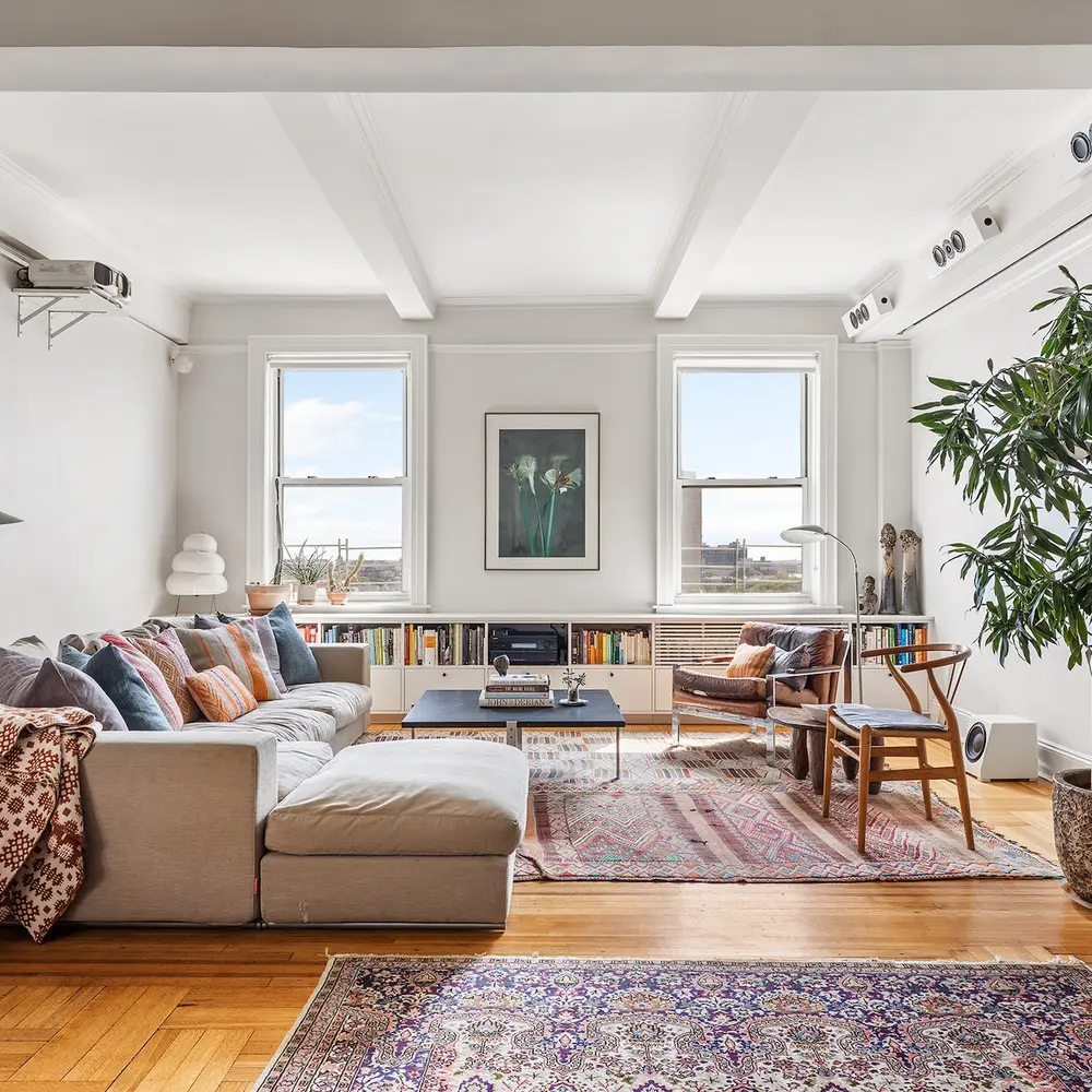 For $1.65M, this Prospect Heights pre-war co-op can expand to hold a classic six