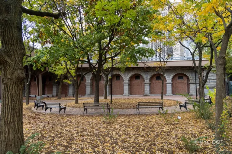 More public space opens under the Brooklyn Bridge in Manhattan