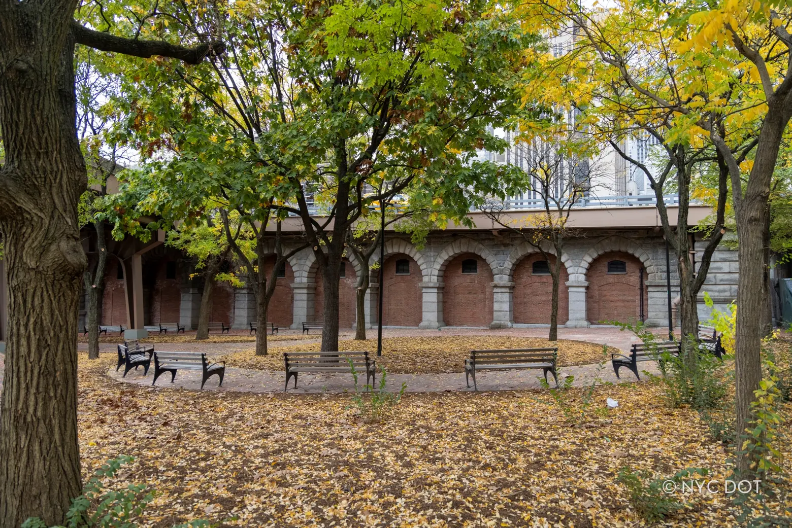 More public space opens under the Brooklyn Bridge in Manhattan