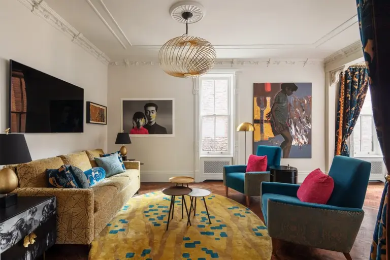 $2.35M Gramercy co-op wraps classic pre-war style with vintage opulence–plus a key to the park