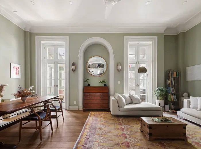 $1.4M Fort Greene co-op has a sprawling solarium, a charming parlor and just a hint of loft